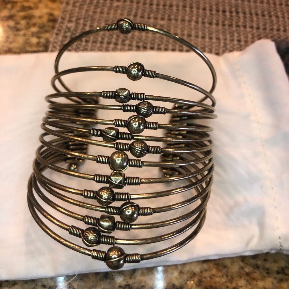 Premier Designs Bold Bracelet